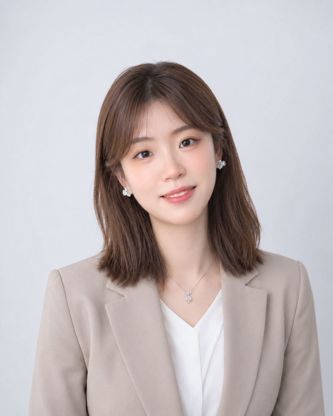 Vera, Sales Manager
